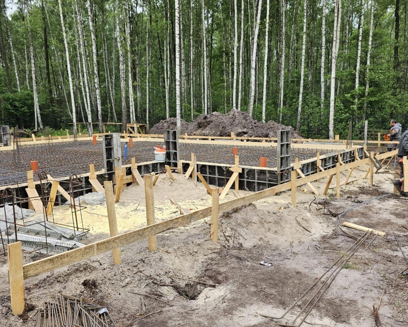 Budowa domu na trudnych warunkach gruntowych — tutaj potrzeba architekta!